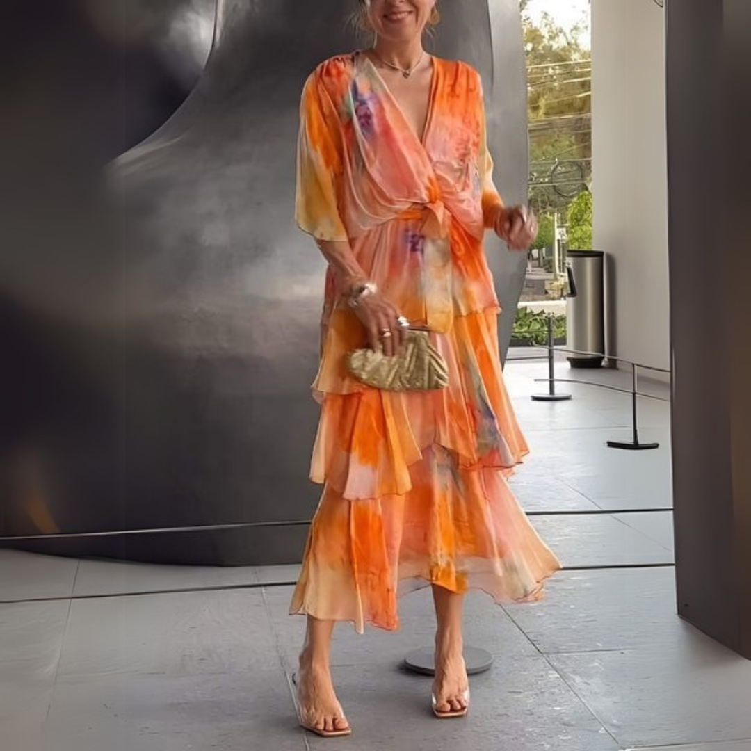 Molly - Timeless Elegance in a Chiffon Dress