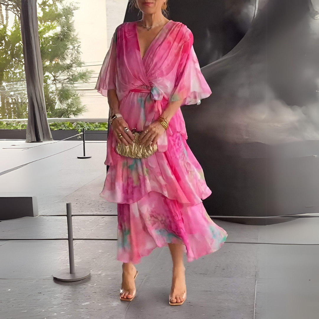 Molly - Timeless Elegance in a Chiffon Dress